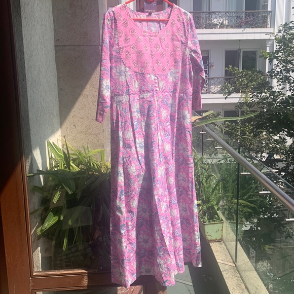 Other - NWT: onion pink cotton kurta. Light flare, 3/4 sleeves. Perfect for summer!